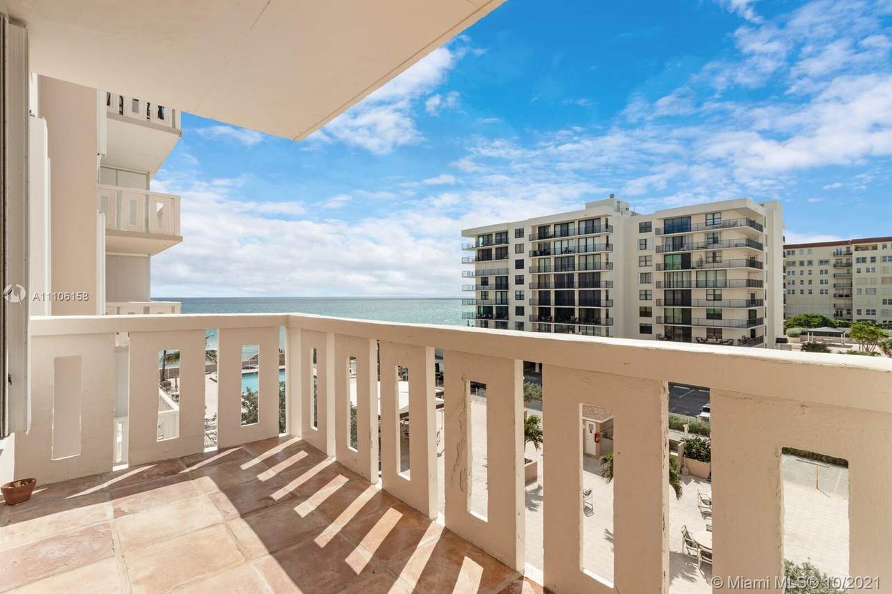 3450 Ocean Blvd - Photo 1