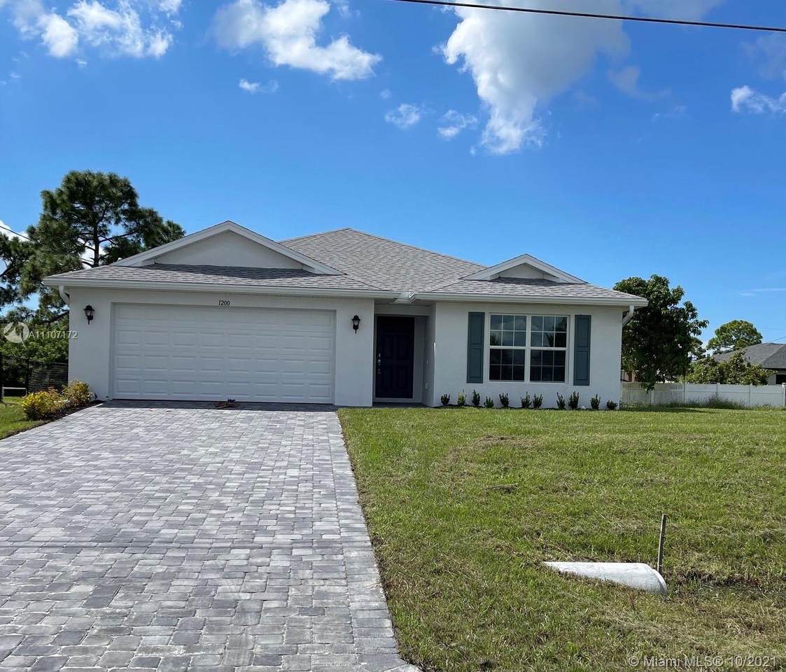 1200 21 Place - Photo 1