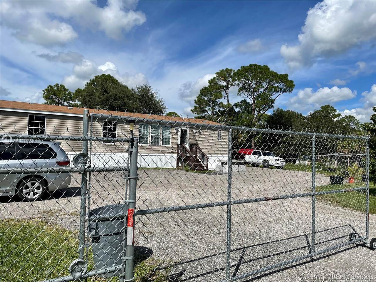 250 Quebrada St - Photo 1