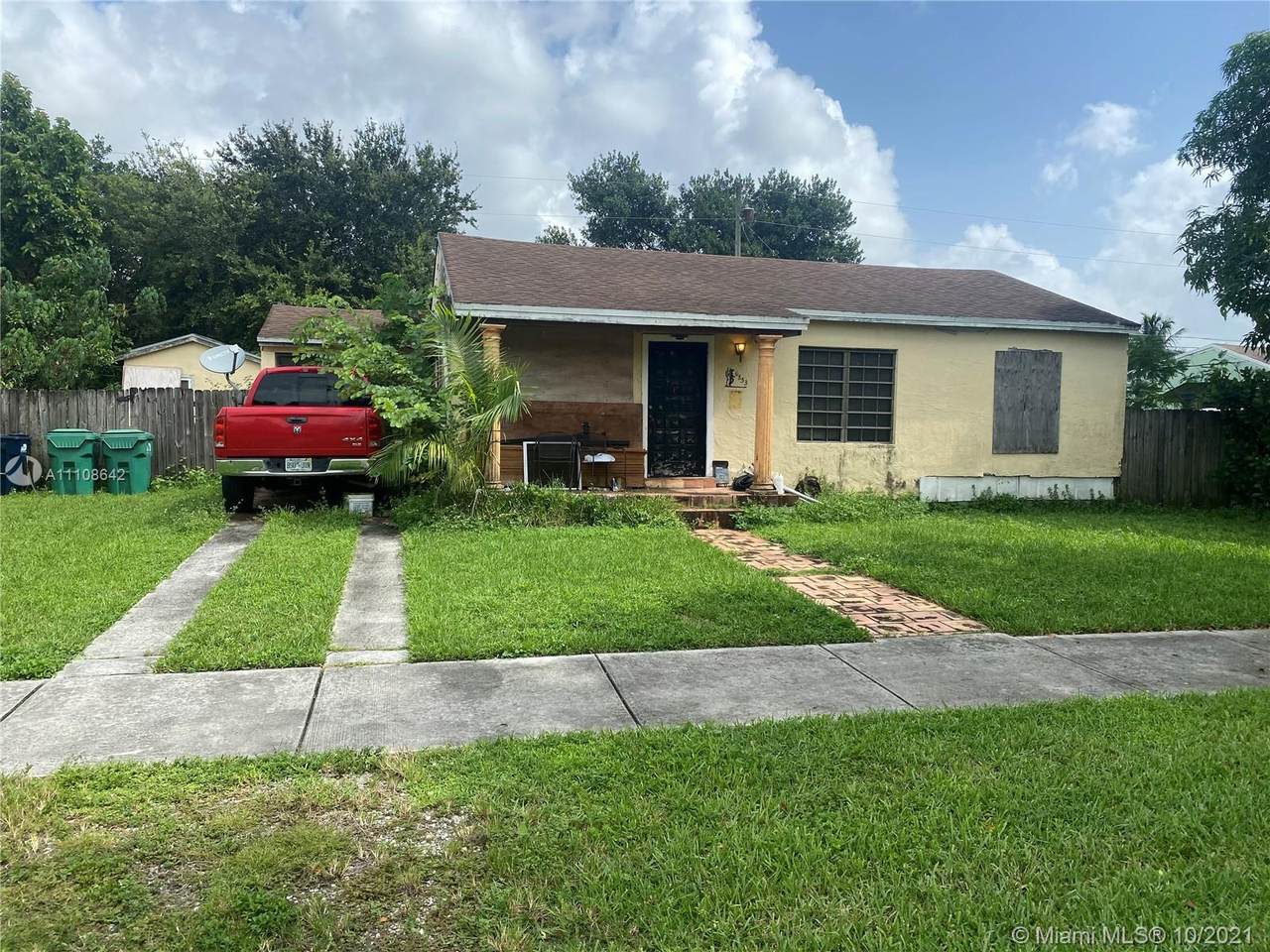 6853 Waterway Dr - Photo 1