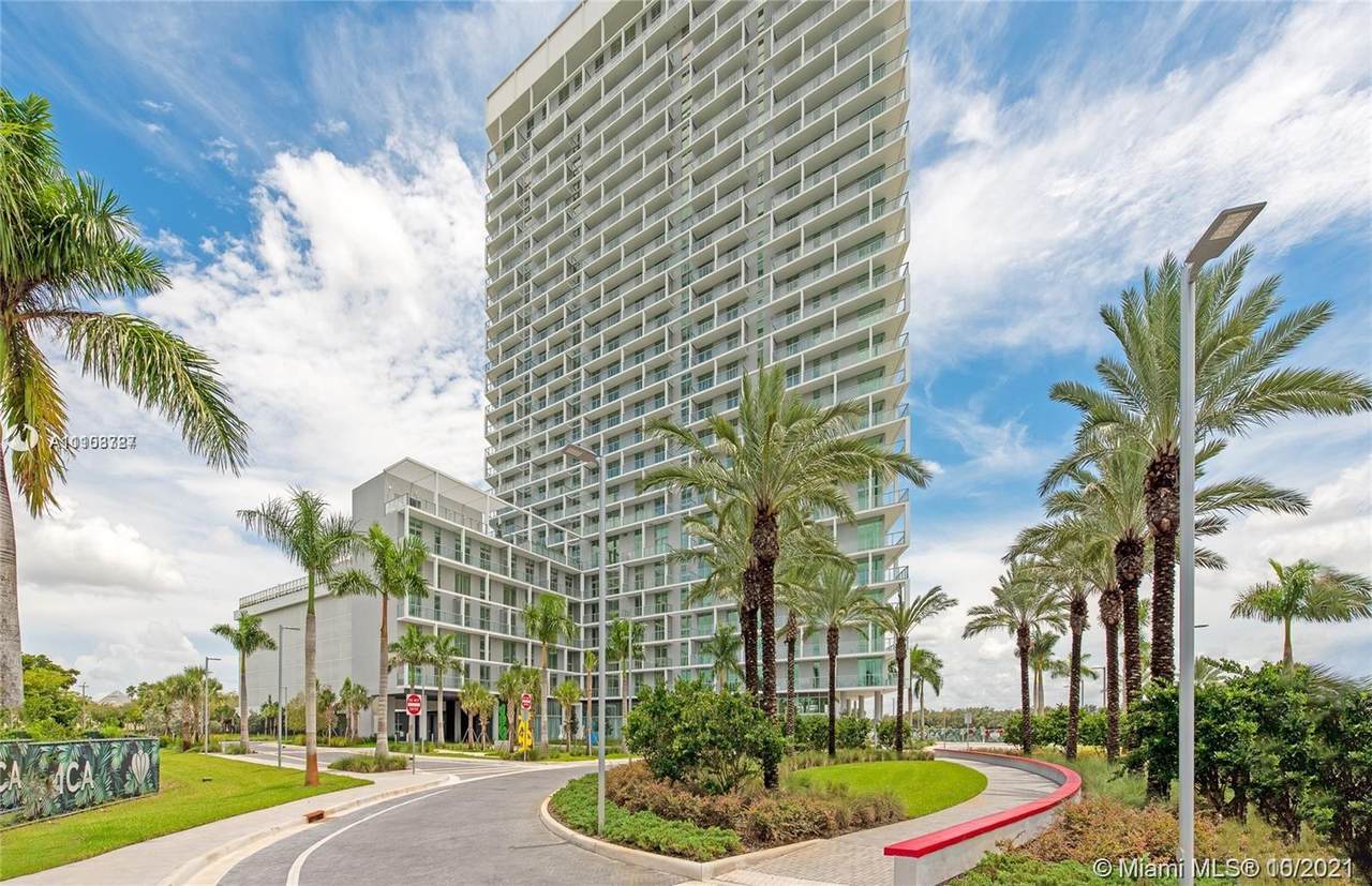 2000 Metropica Way - Photo 1