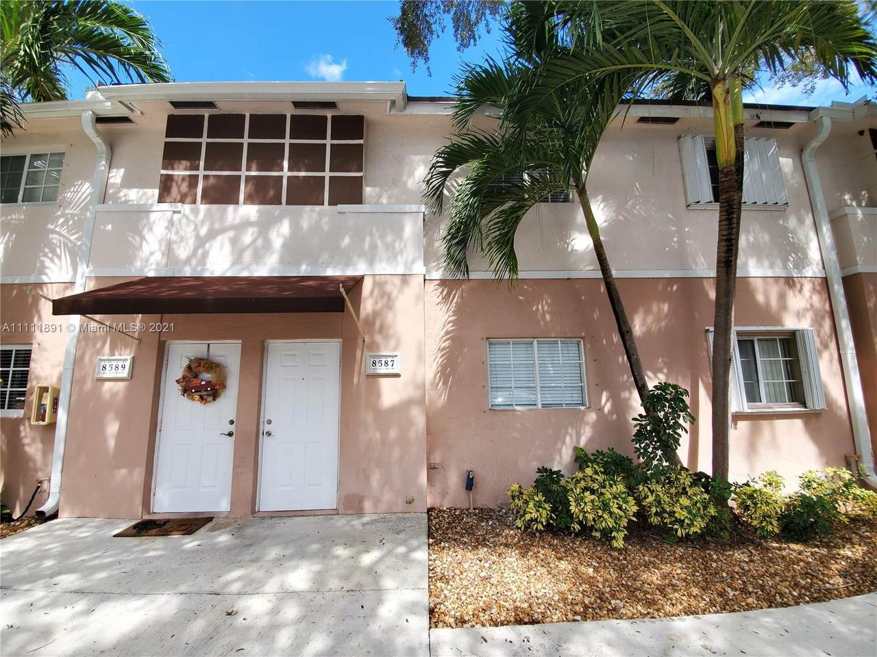 8587 109th Ave - Photo 1