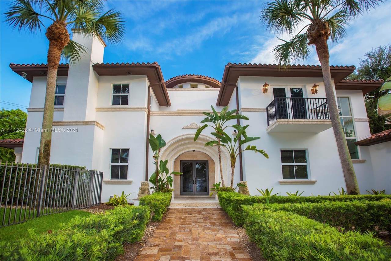 500 Santurce Ave - Photo 1
