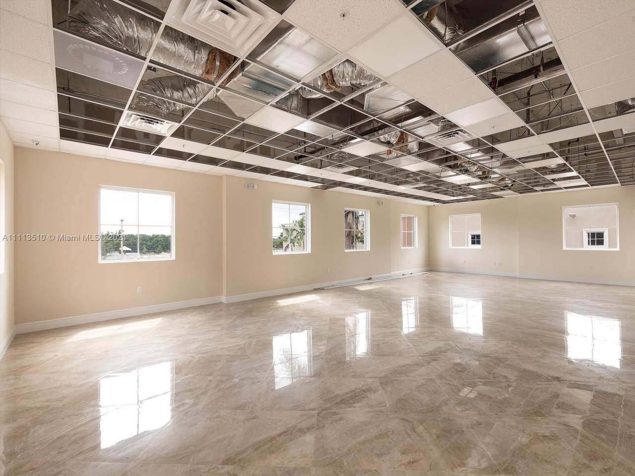 13411 - 13412 Sw 184th Ave - Photo 1