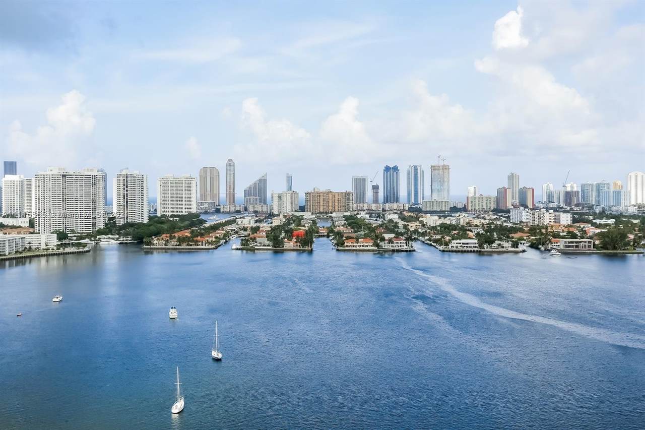 17301 Biscayne Blvd - Photo 1
