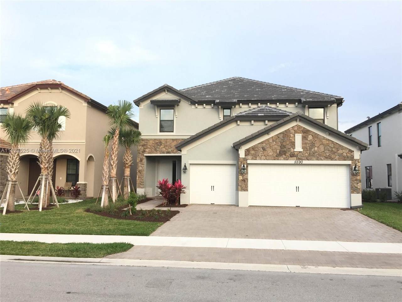 5590 Sandbirch Way - Photo 1