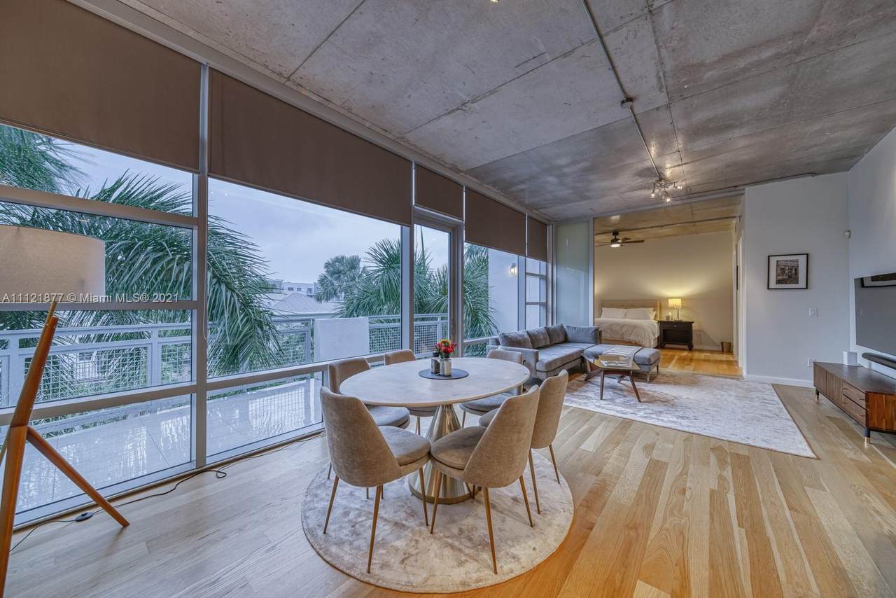 335 Se 6th Ave - Photo 1