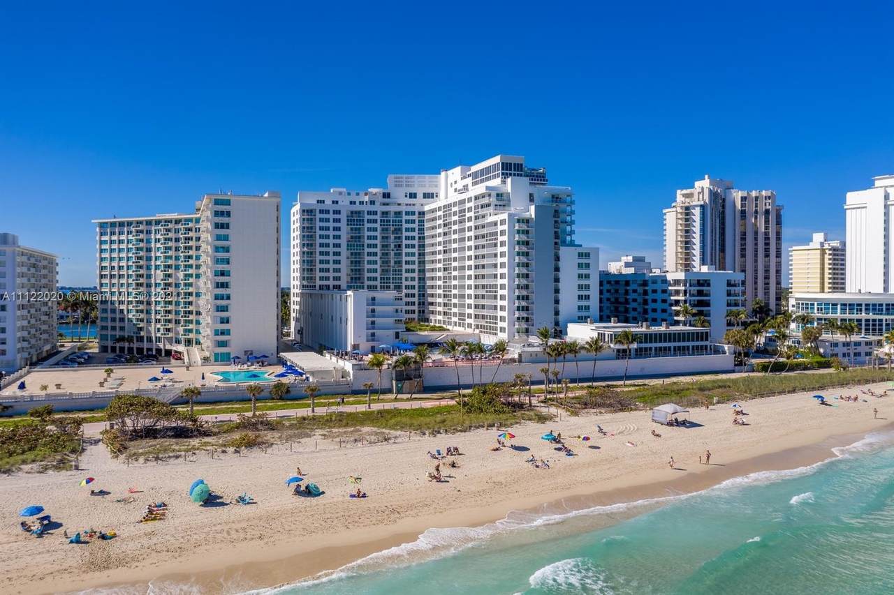 5401 Collins Ave - Photo 1