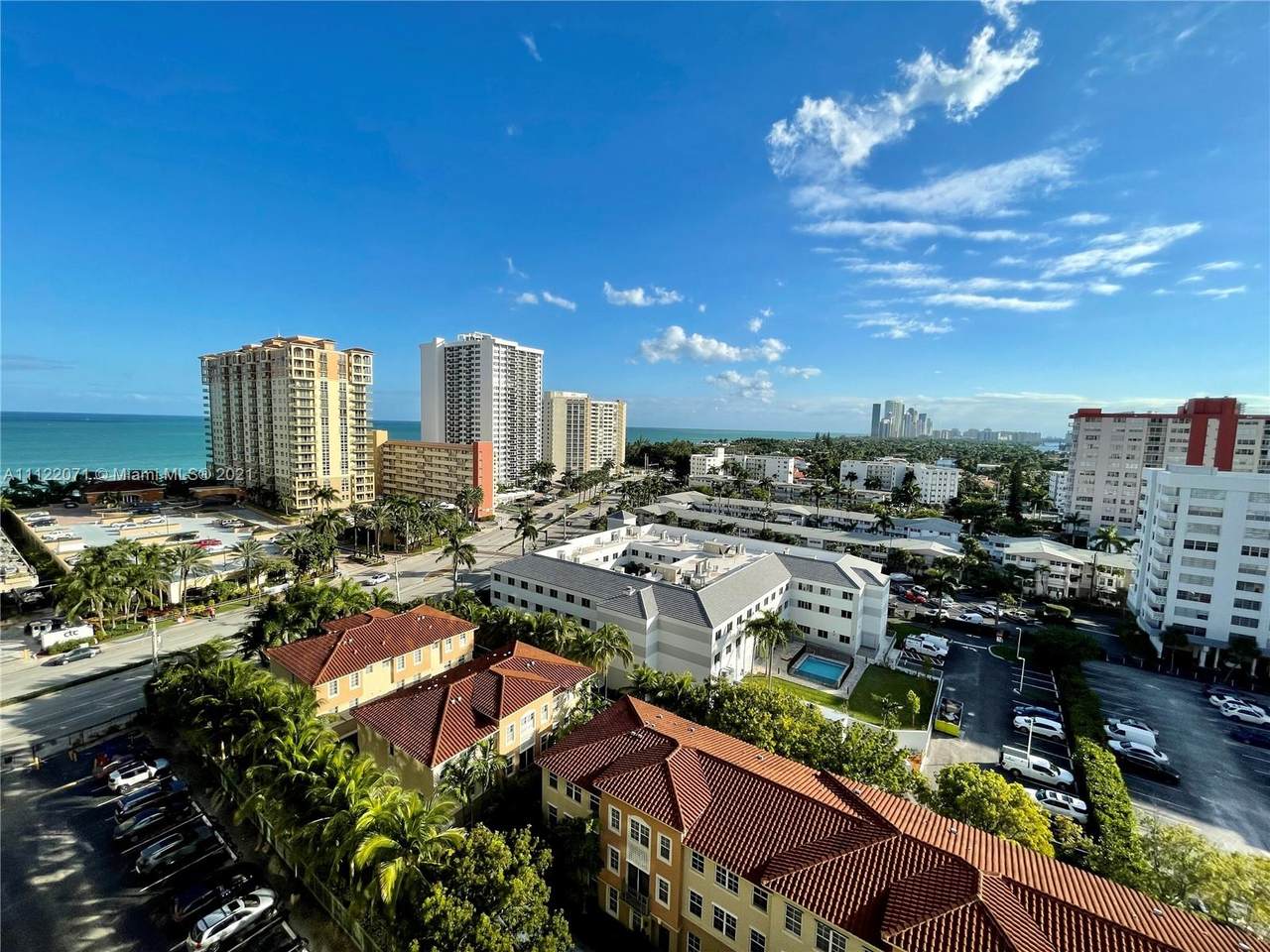 2049 Ocean Dr - Photo 1