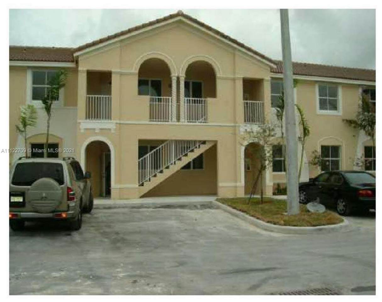 1666 27 CT - Photo 1