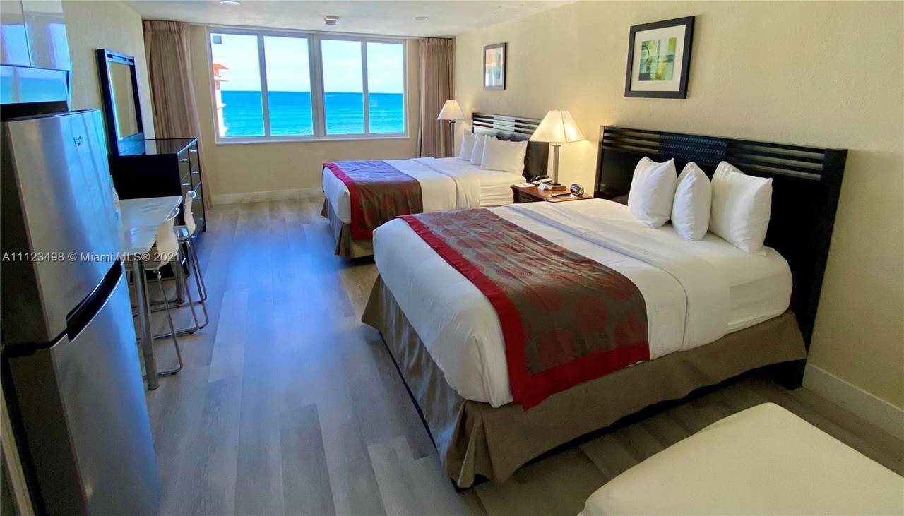 19201 Collins Ave - Photo 1