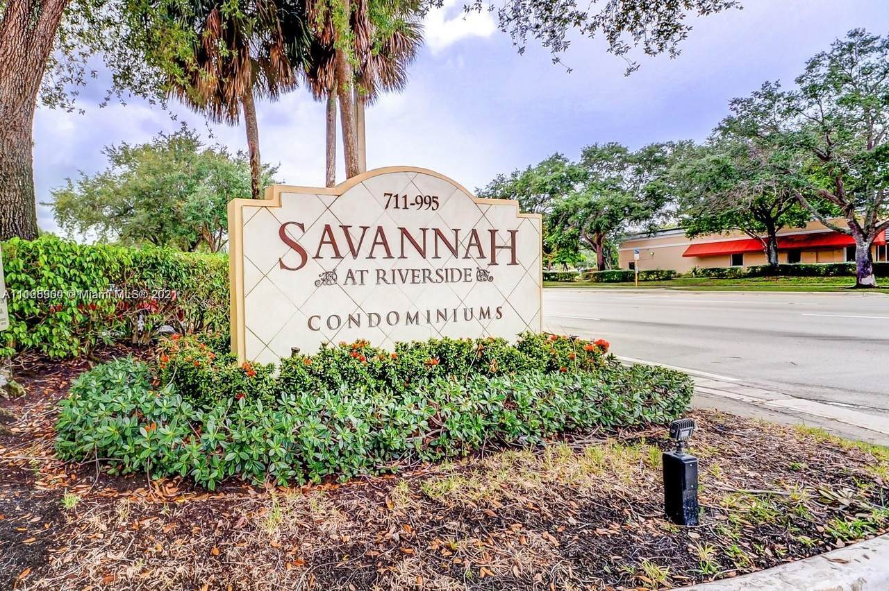 833 Riverside Dr - Photo 1