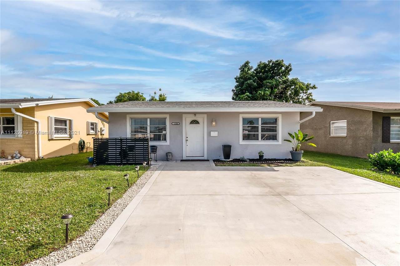 6104 74th Ave - Photo 1