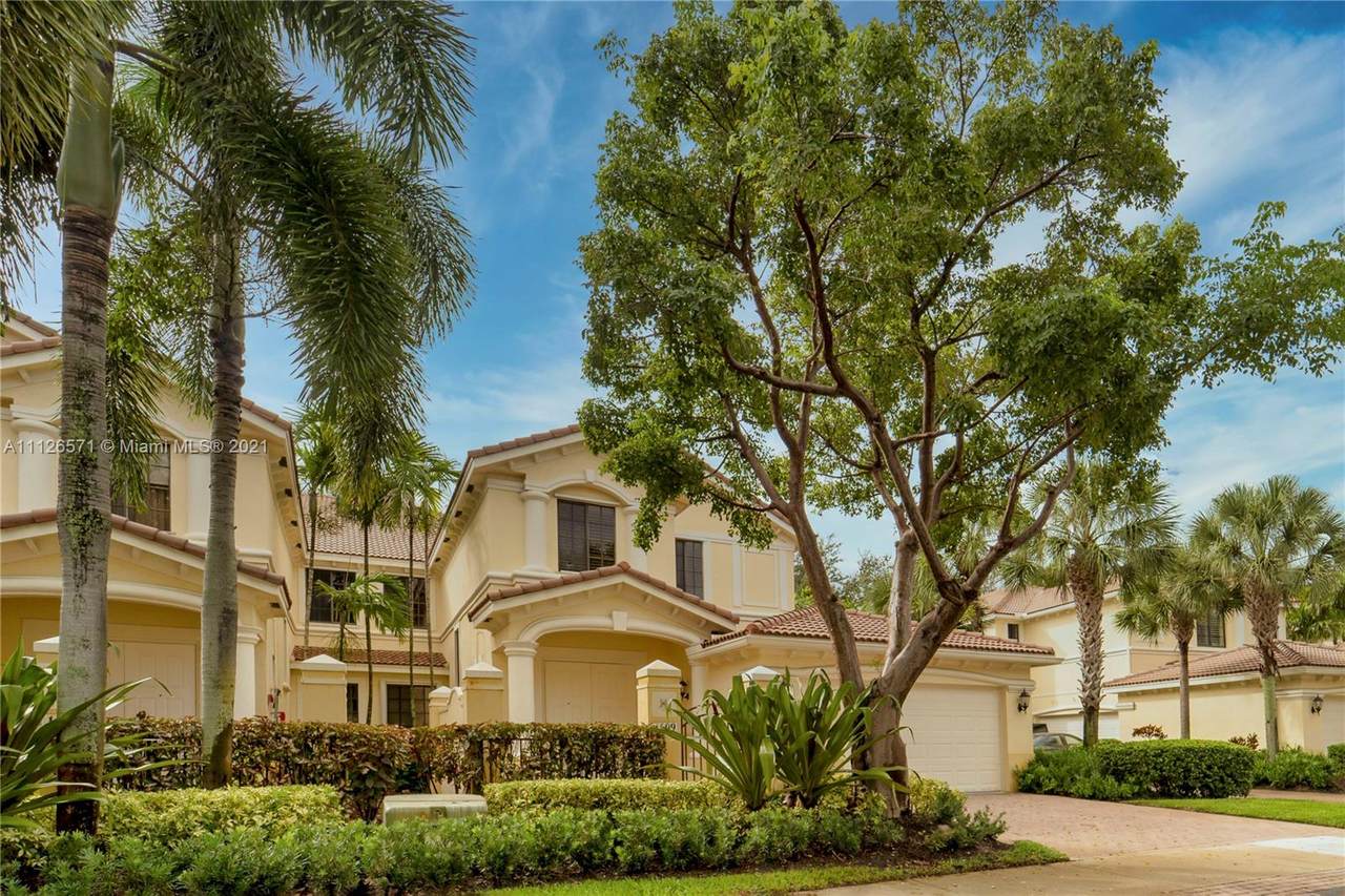 1609 Passion Vine Cir - Photo 1
