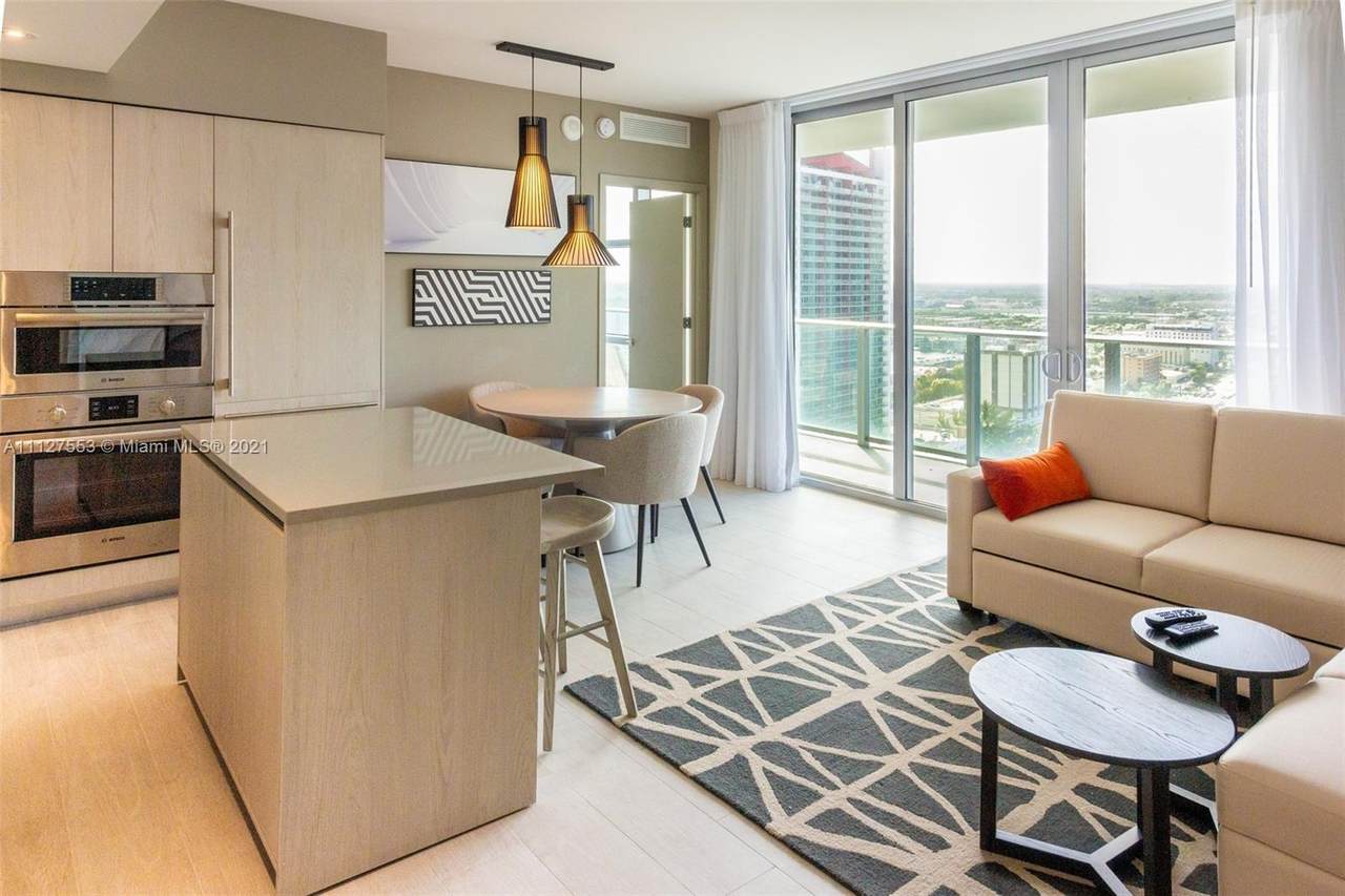 4010 Ocean Dr - Photo 1