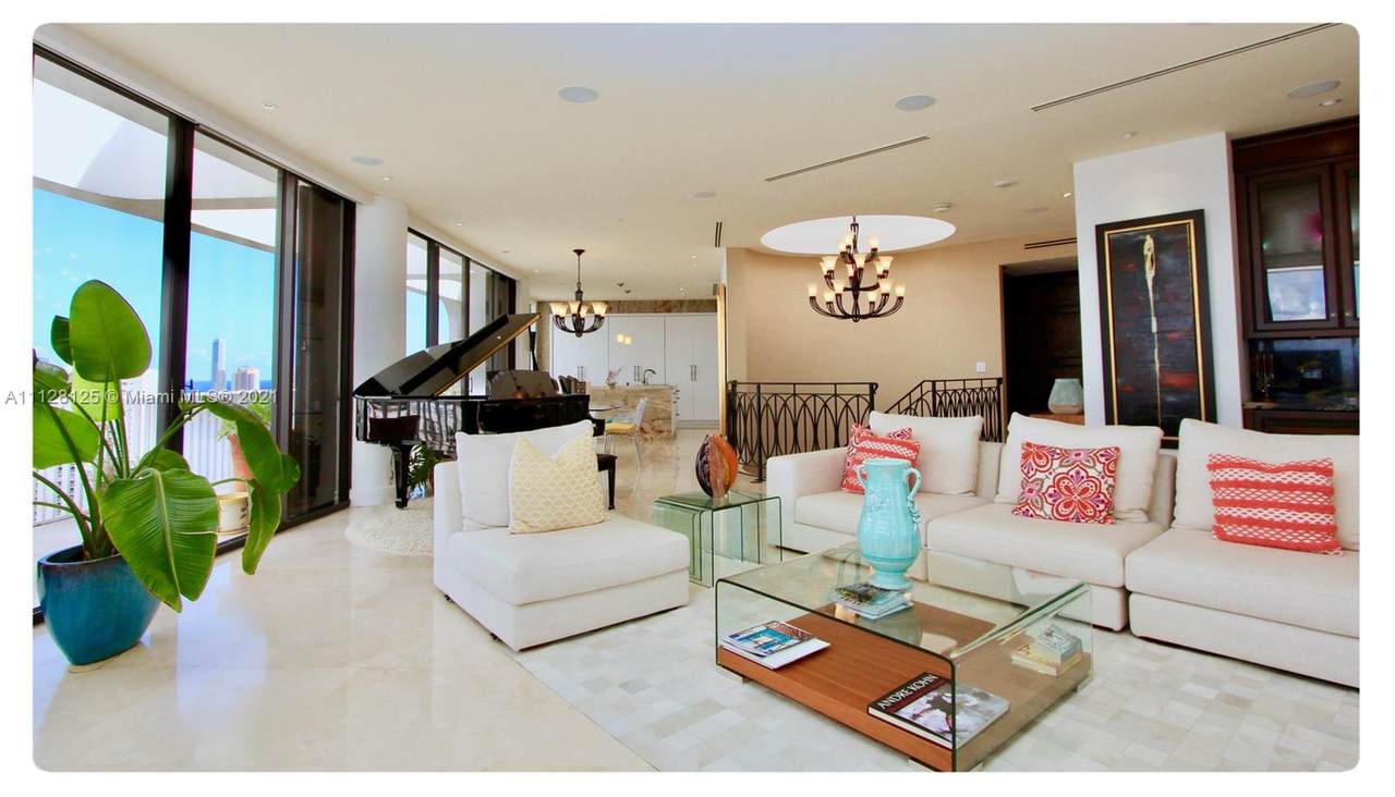 2000 Island Blvd - Photo 1