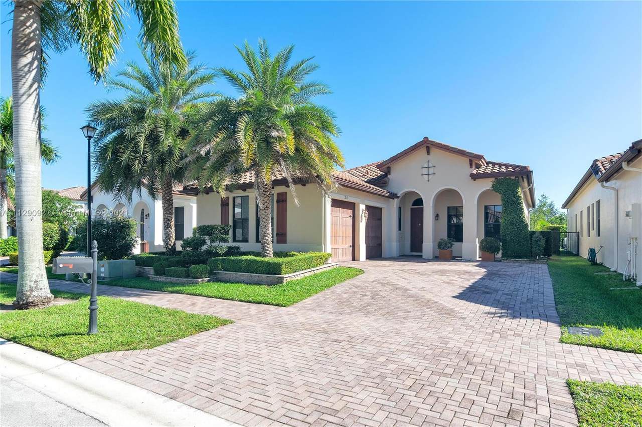 2677 84th Way - Photo 1