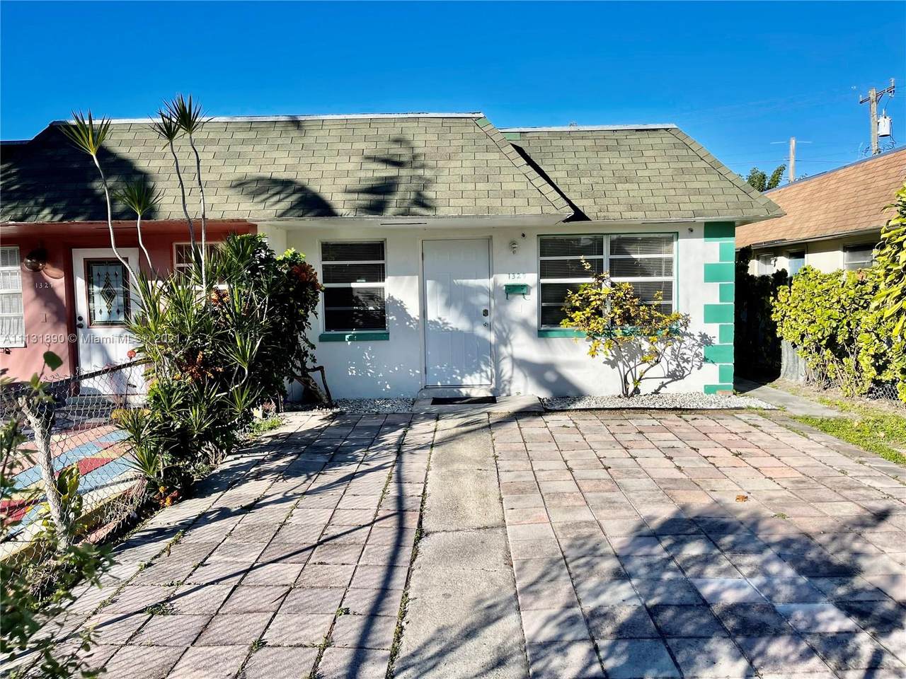 1329 8th Ave - Photo 1