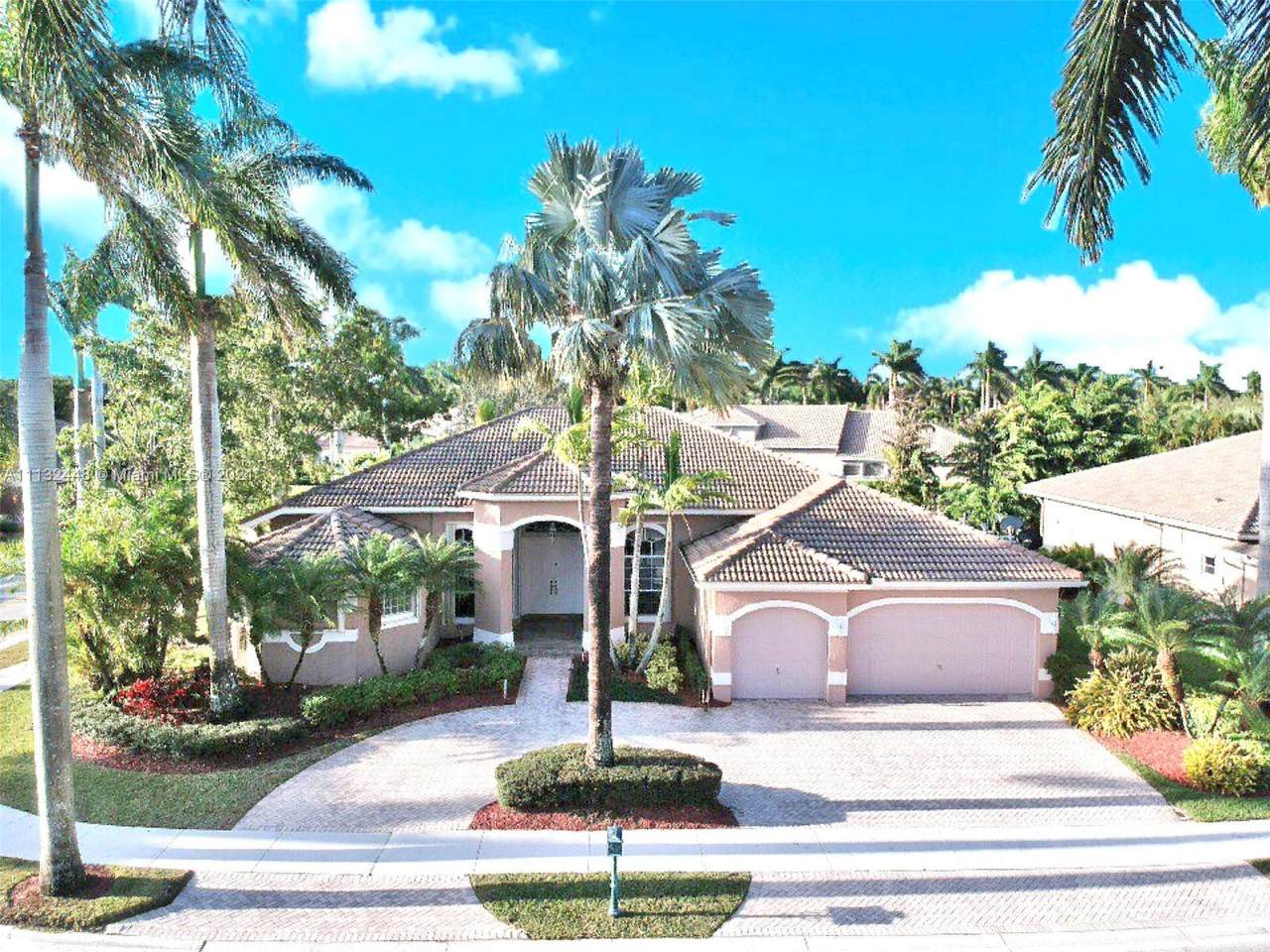 2529 Monterey Ct - Photo 1