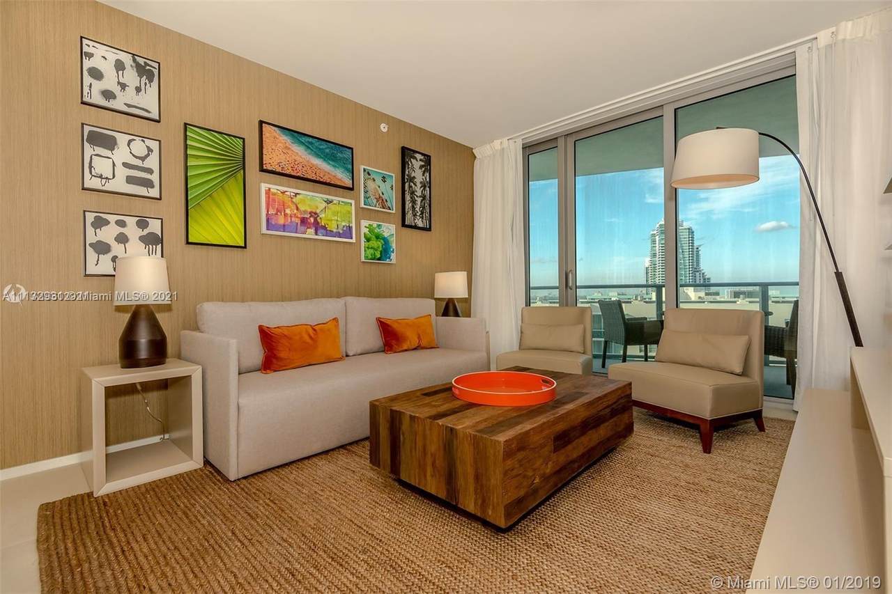 4111 Ocean Dr - Photo 1
