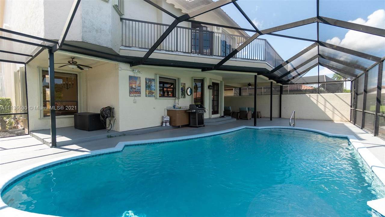 22599 Esplanada Cir W - Photo 1