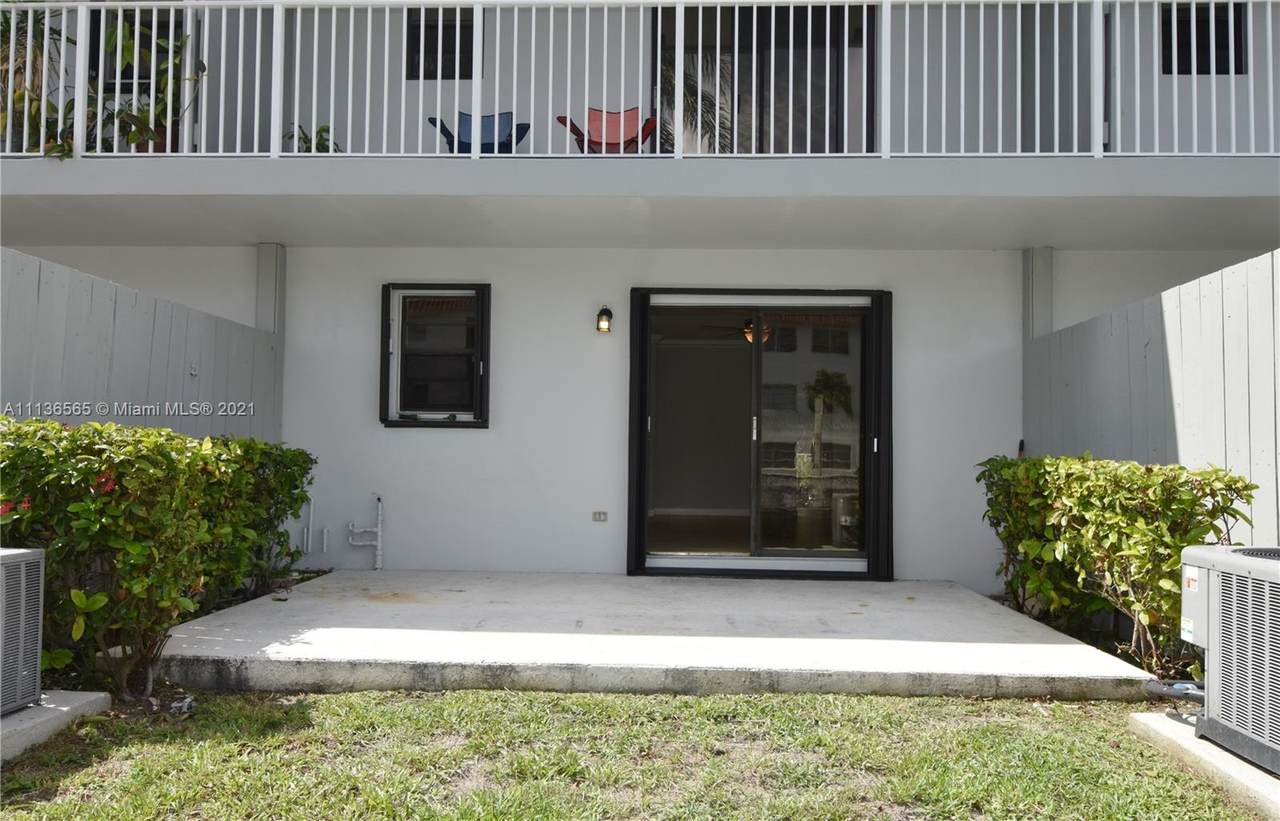 1401 53rd St - Photo 1