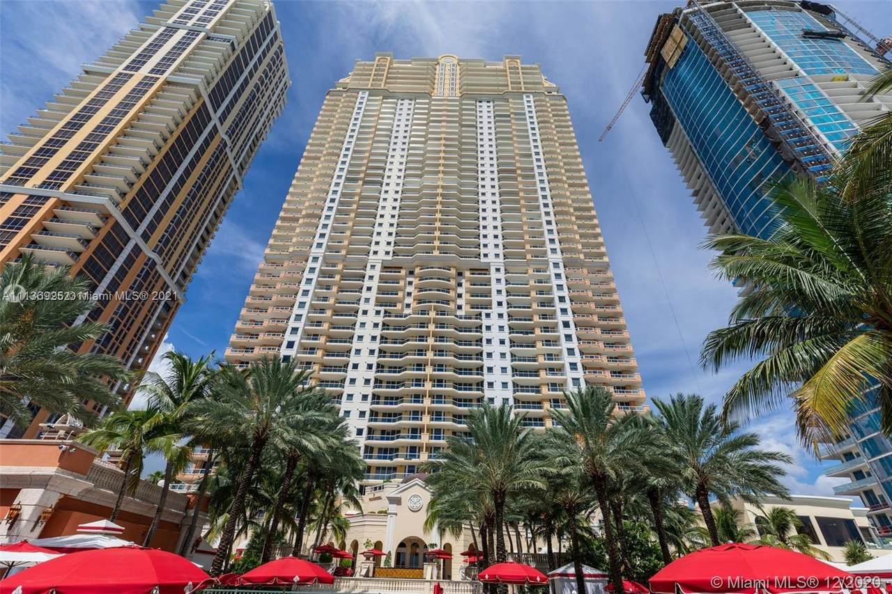 17875 Collins Ave - Photo 1