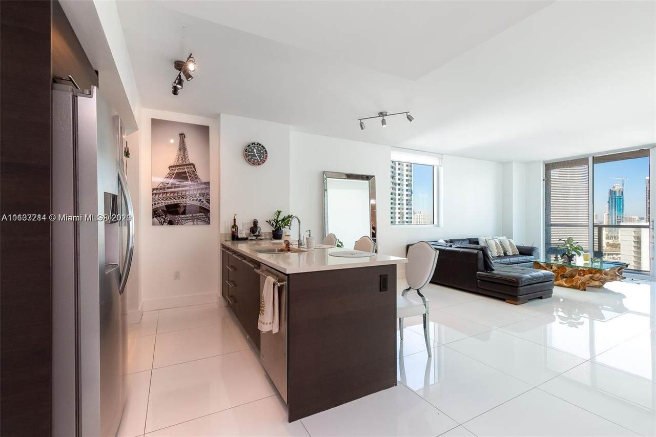 500 Brickell Ave - Photo 1