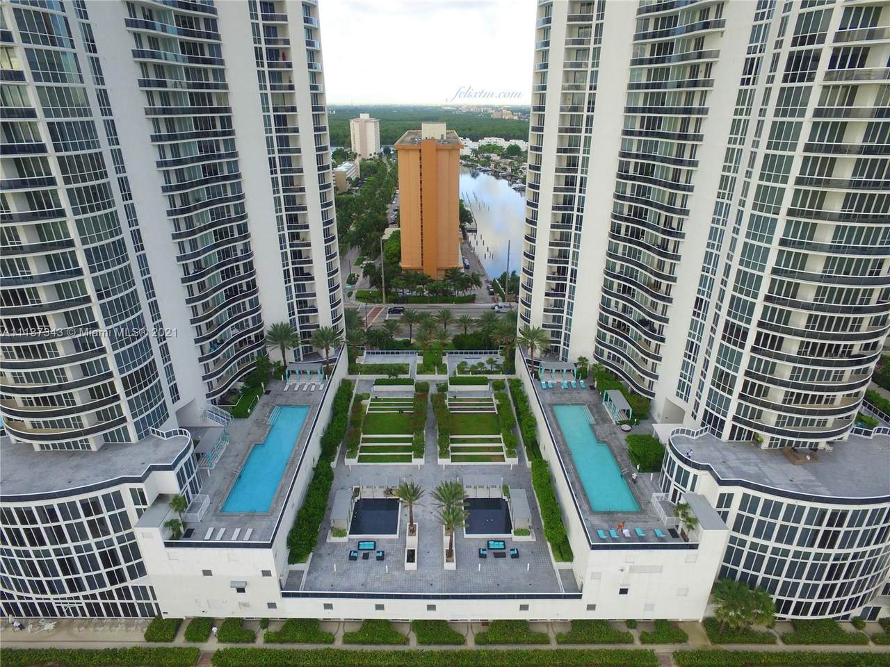 16001 Collins Ave - Photo 1