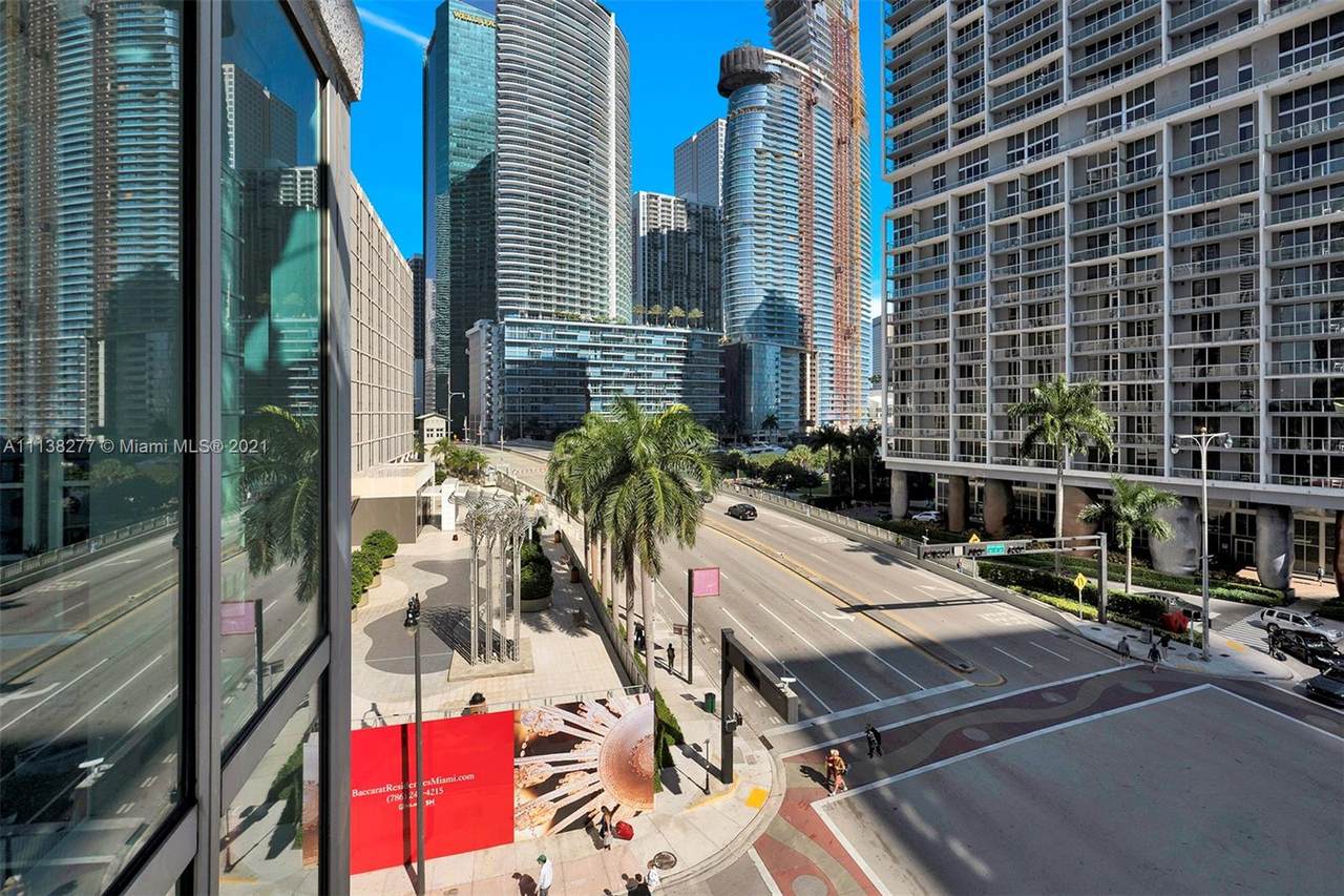 500 Brickell Ave - Photo 1