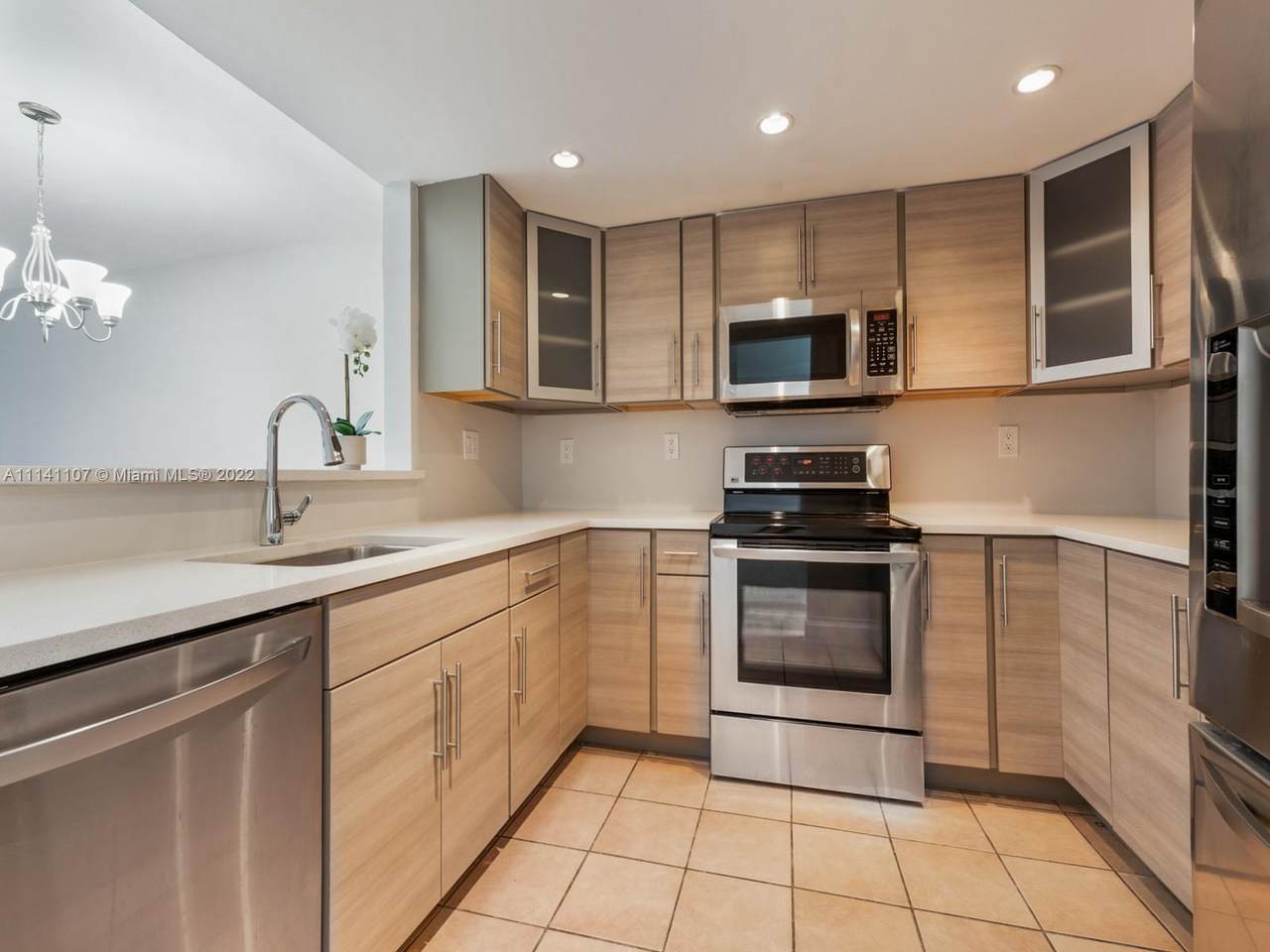 11213 88th St - Photo 1