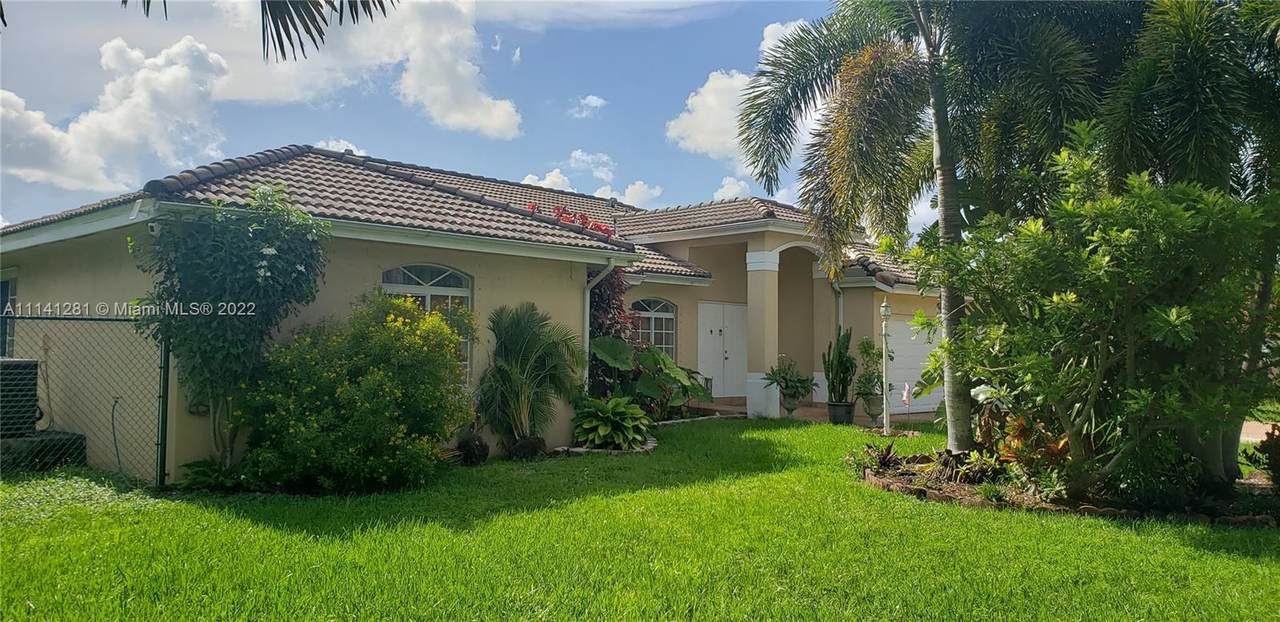 27780 154th Ave - Photo 1