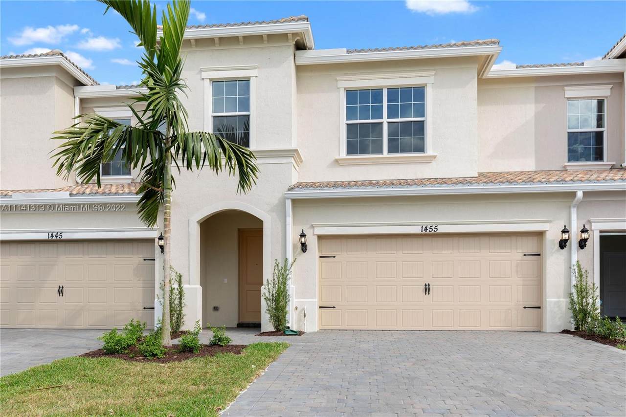 1455 Silk Oak Dr - Photo 1