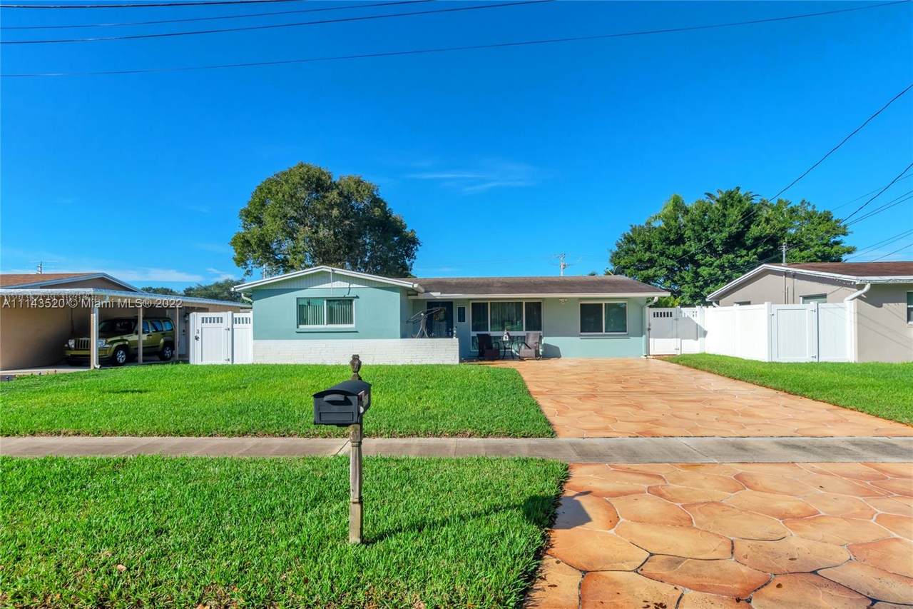 5257 95th Ave - Photo 1
