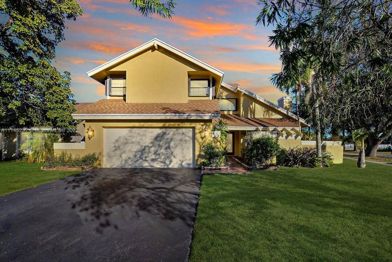 5690 87th Ave - Photo 1