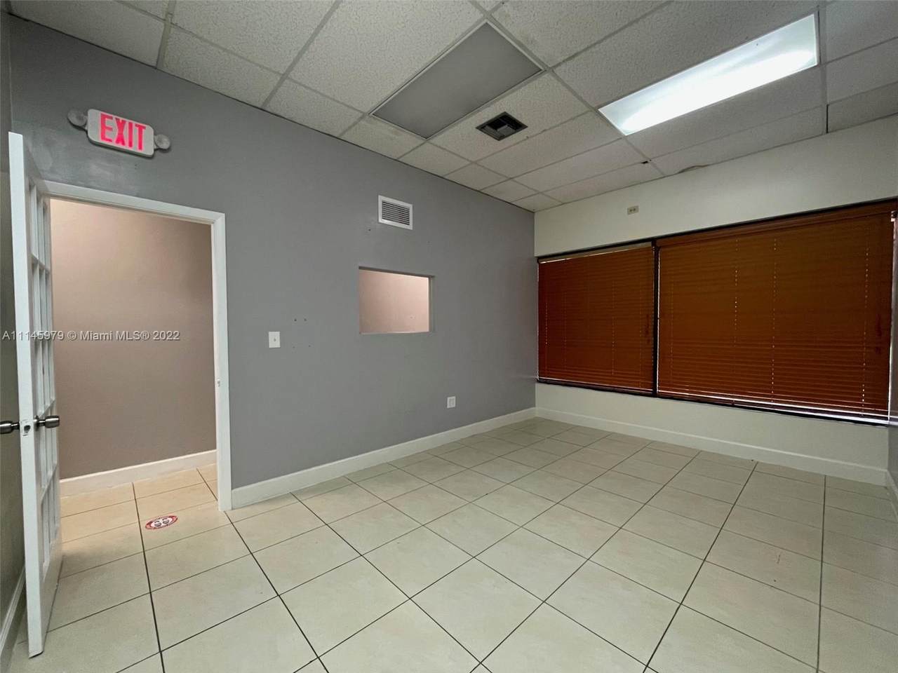 10780 Flagler St - Photo 1