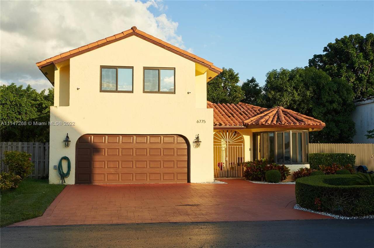 6775 103rd Ct - Photo 1