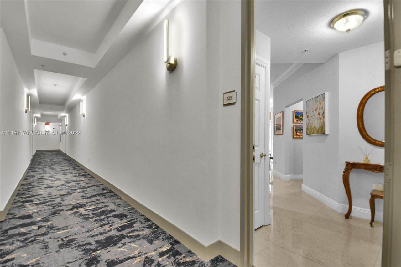 3001 185th St - Photo 1