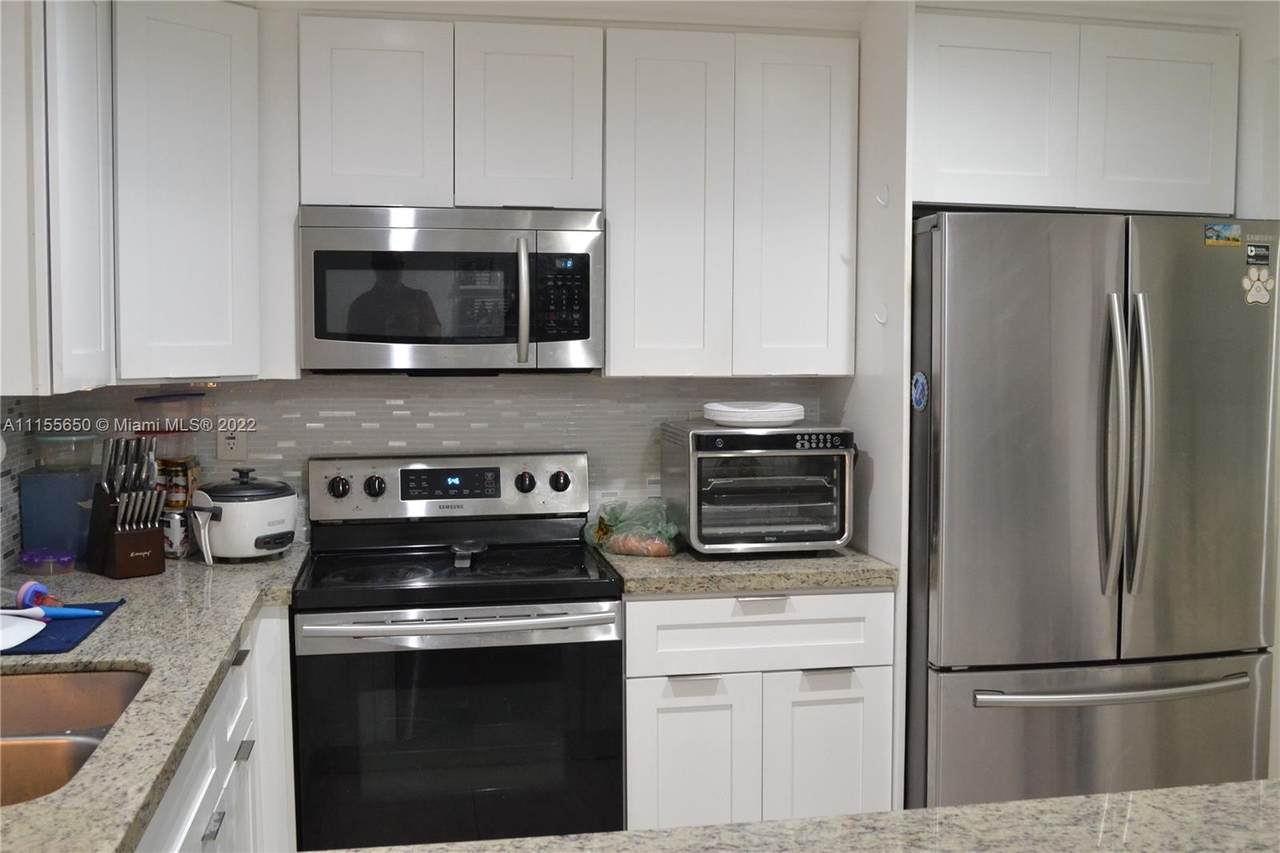 4543 14th Ct - Photo 1
