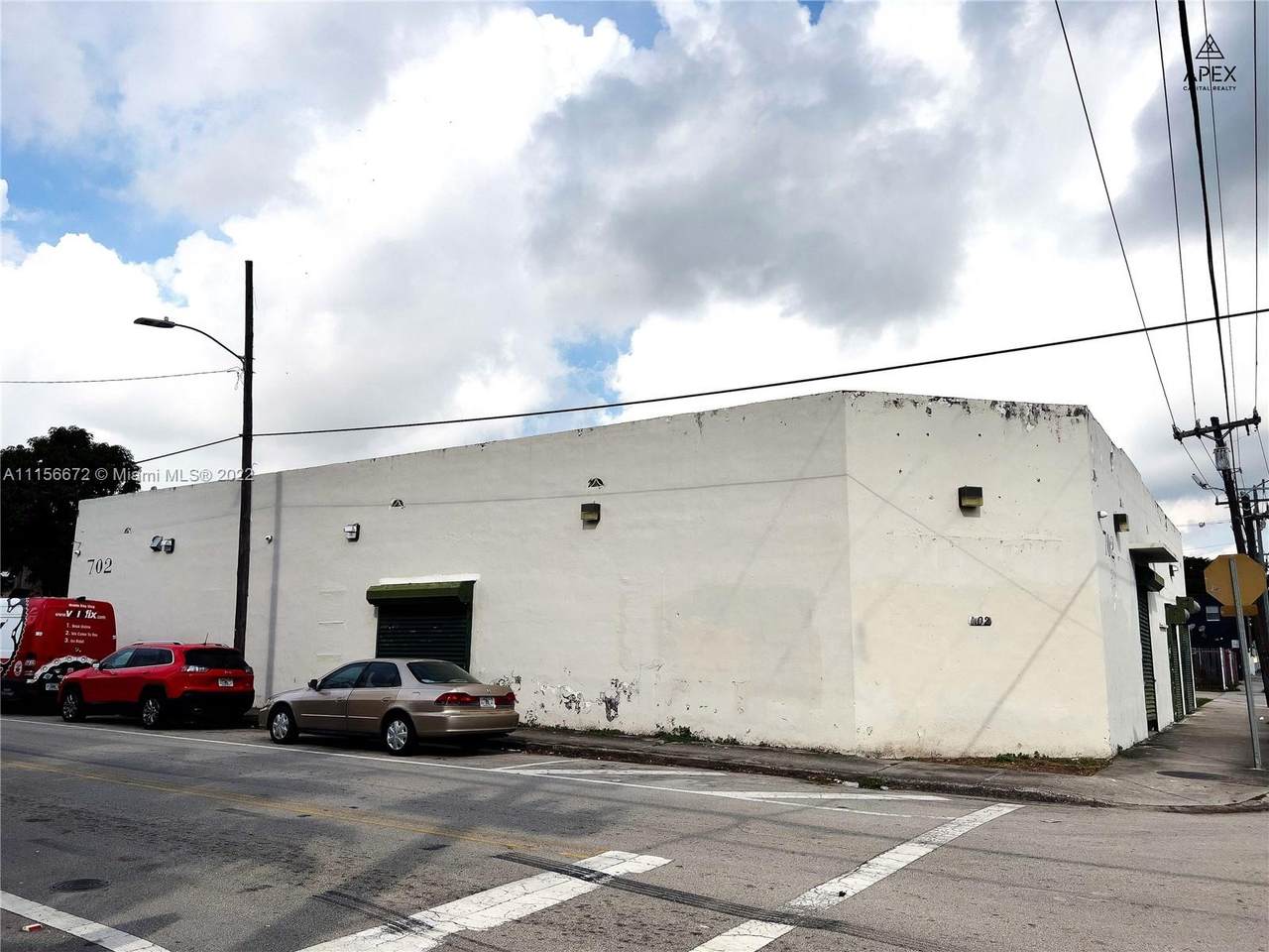 702 5th Ave - Photo 1