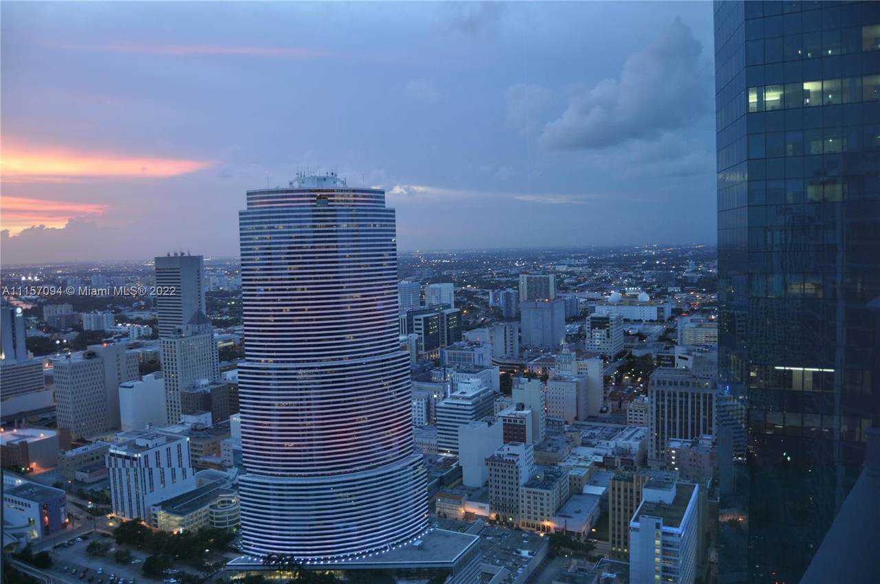 200 Biscayne Boulevard Way - Photo 1