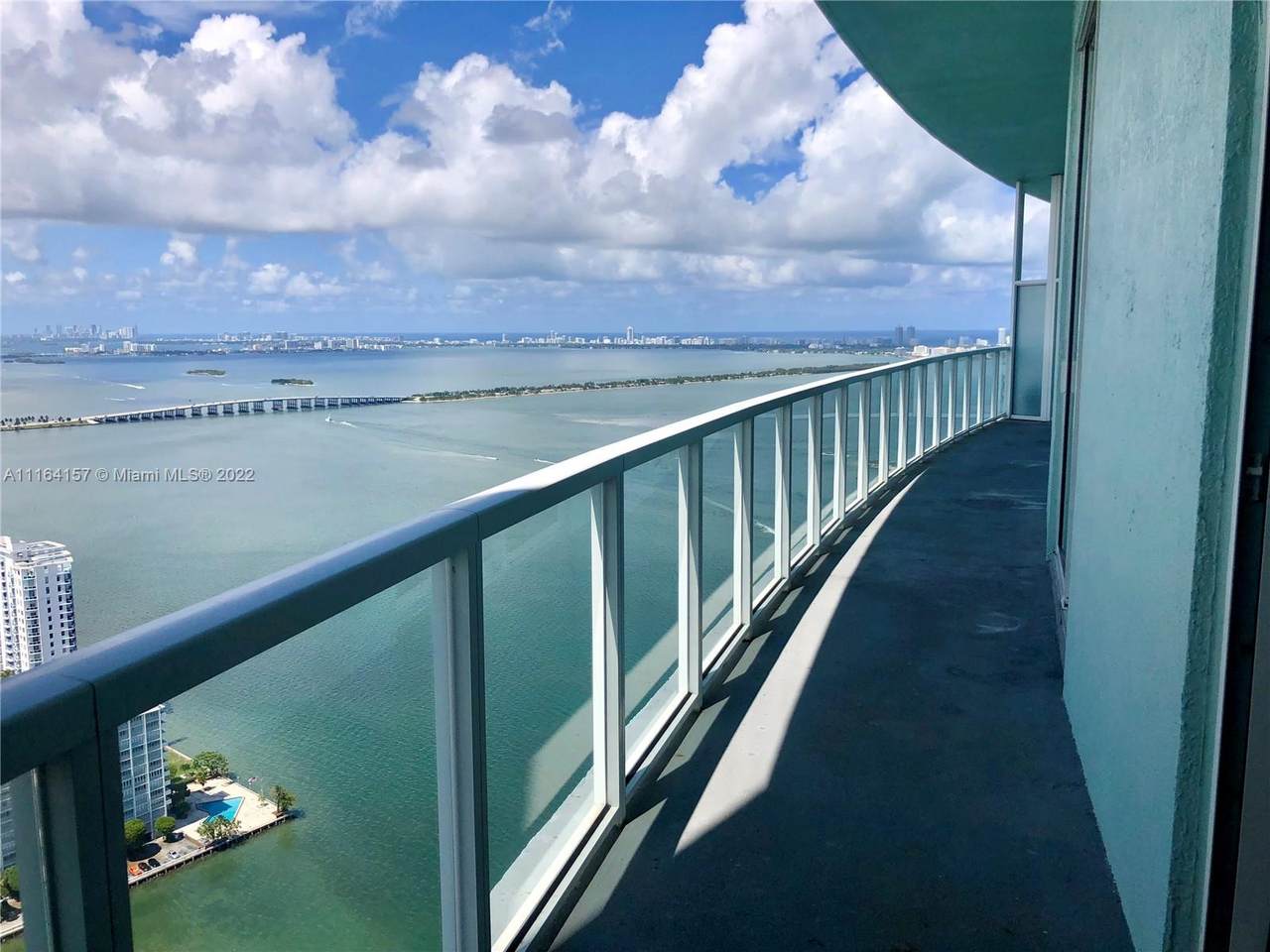 1900 Bayshore Dr - Photo 1