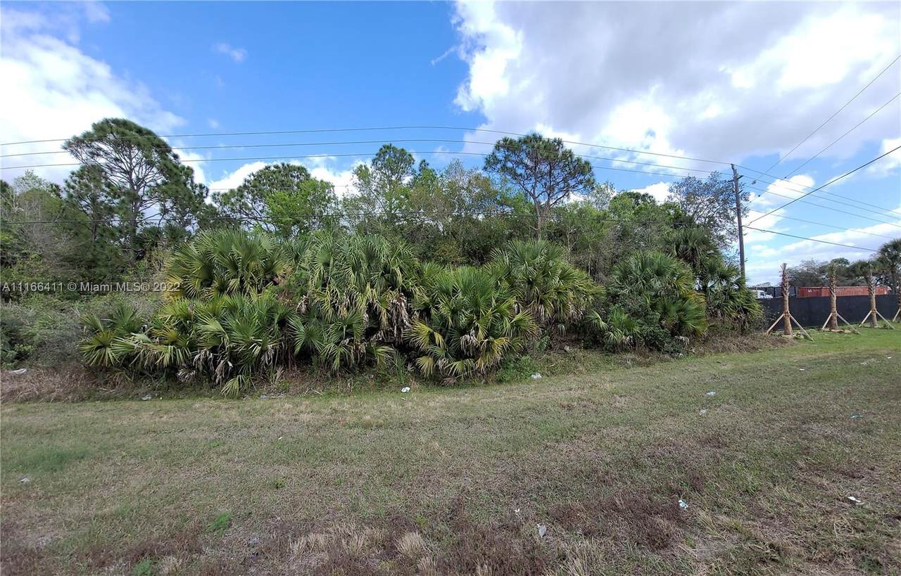 2478 Hwy 98 N - Photo 1