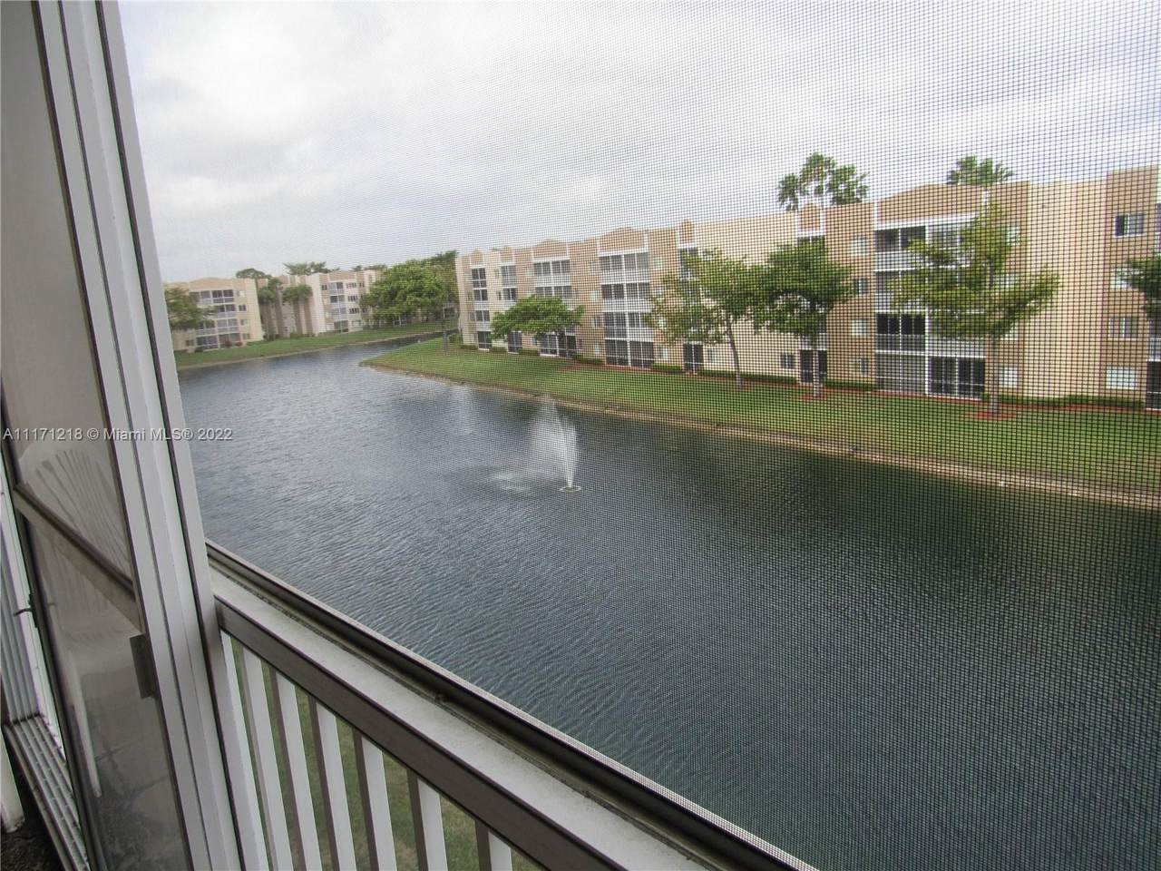 9537 Weldon Cir - Photo 1