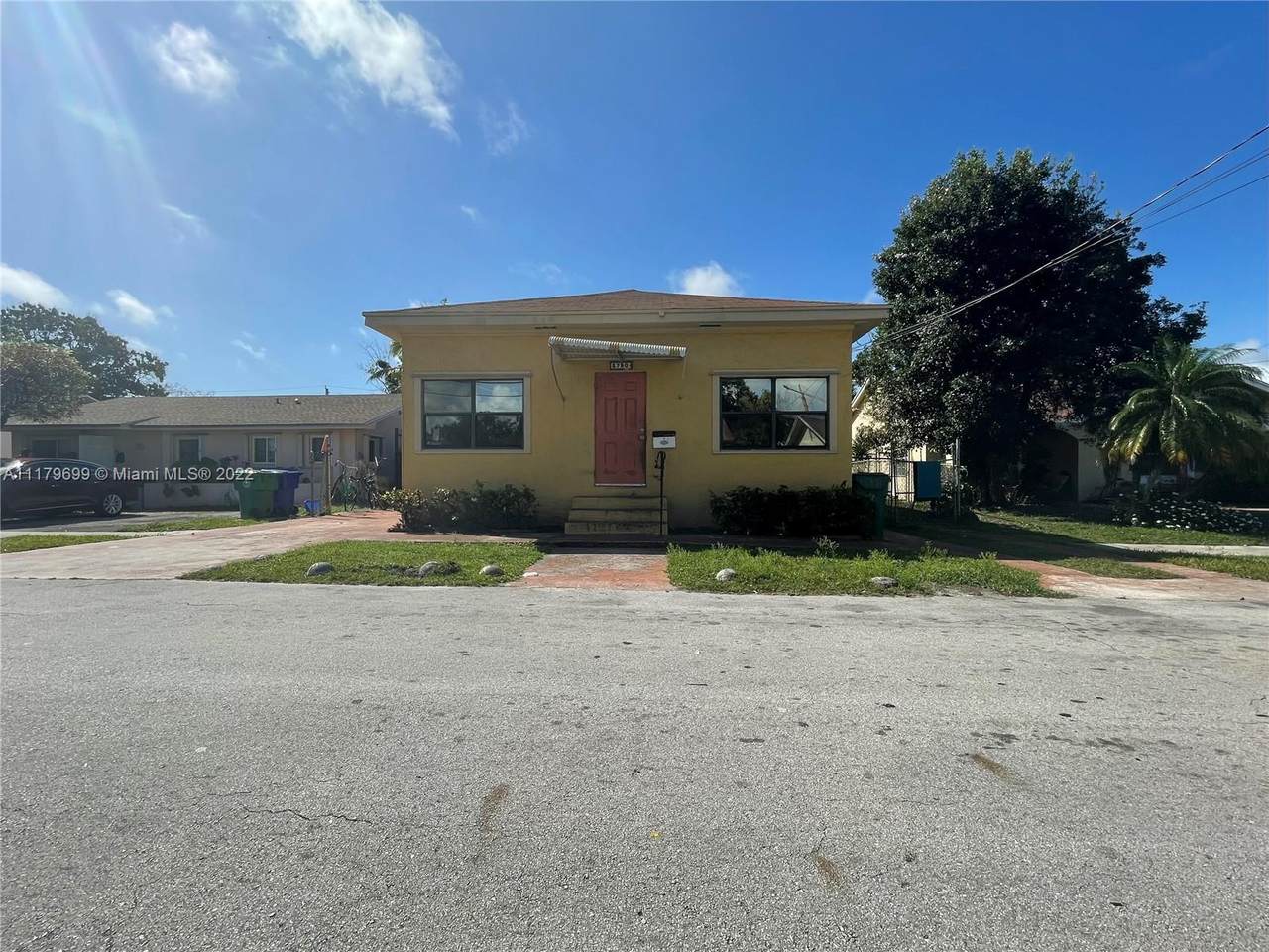 3780 Florida Ave - Photo 1