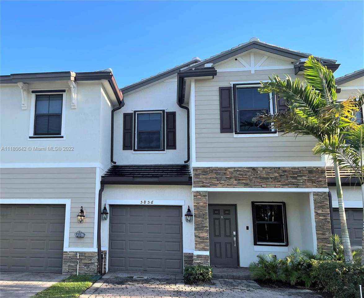 5856 Clydesdale Ct - Photo 1