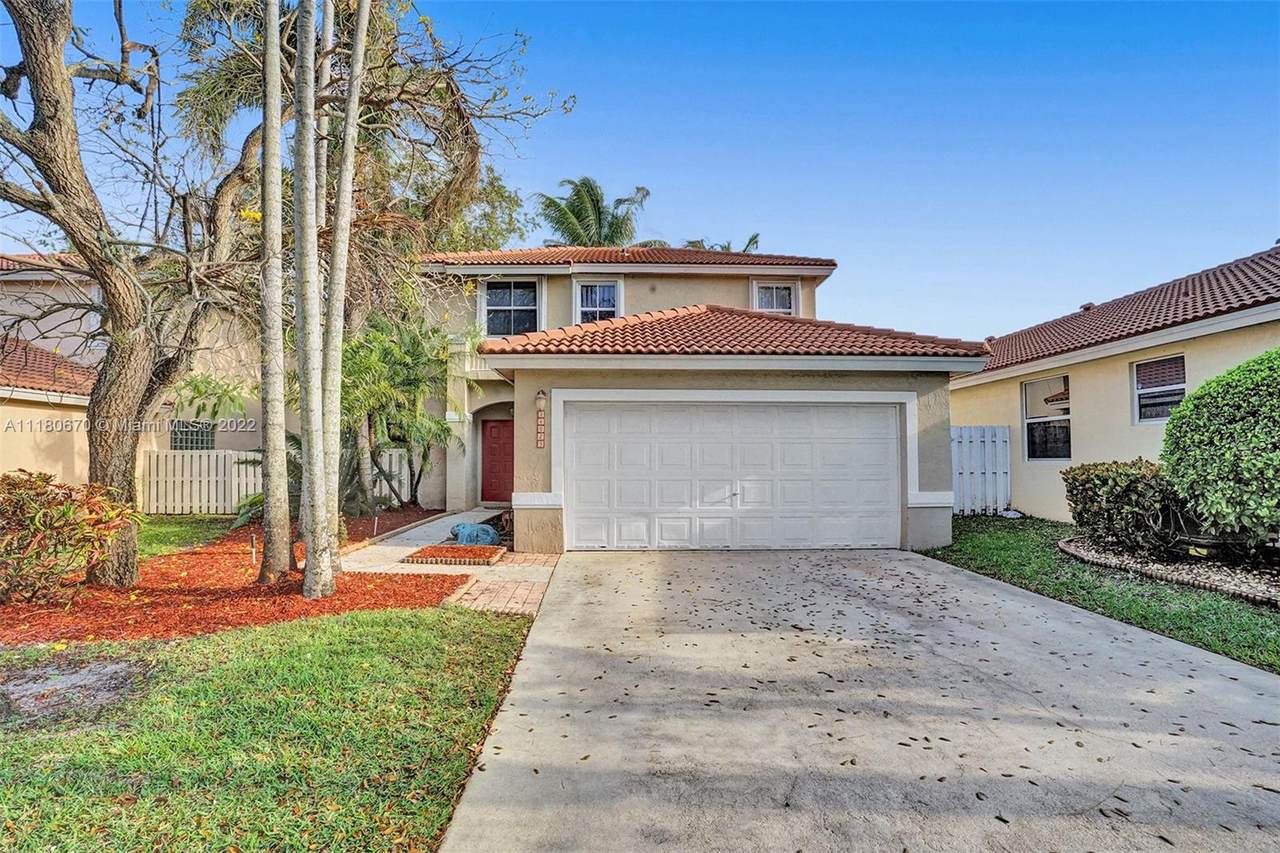 14925 50th Ct - Photo 1