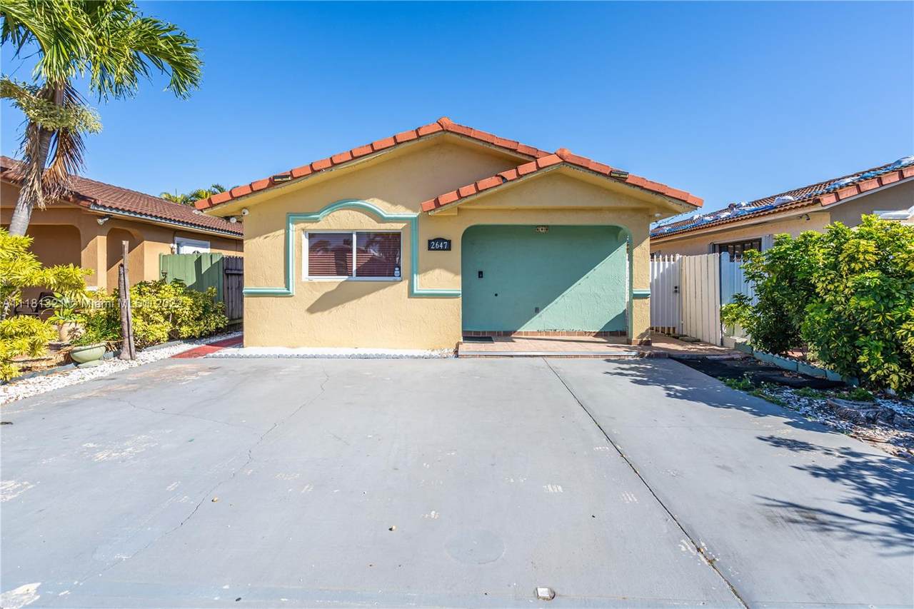 2647 71st Pl - Photo 1