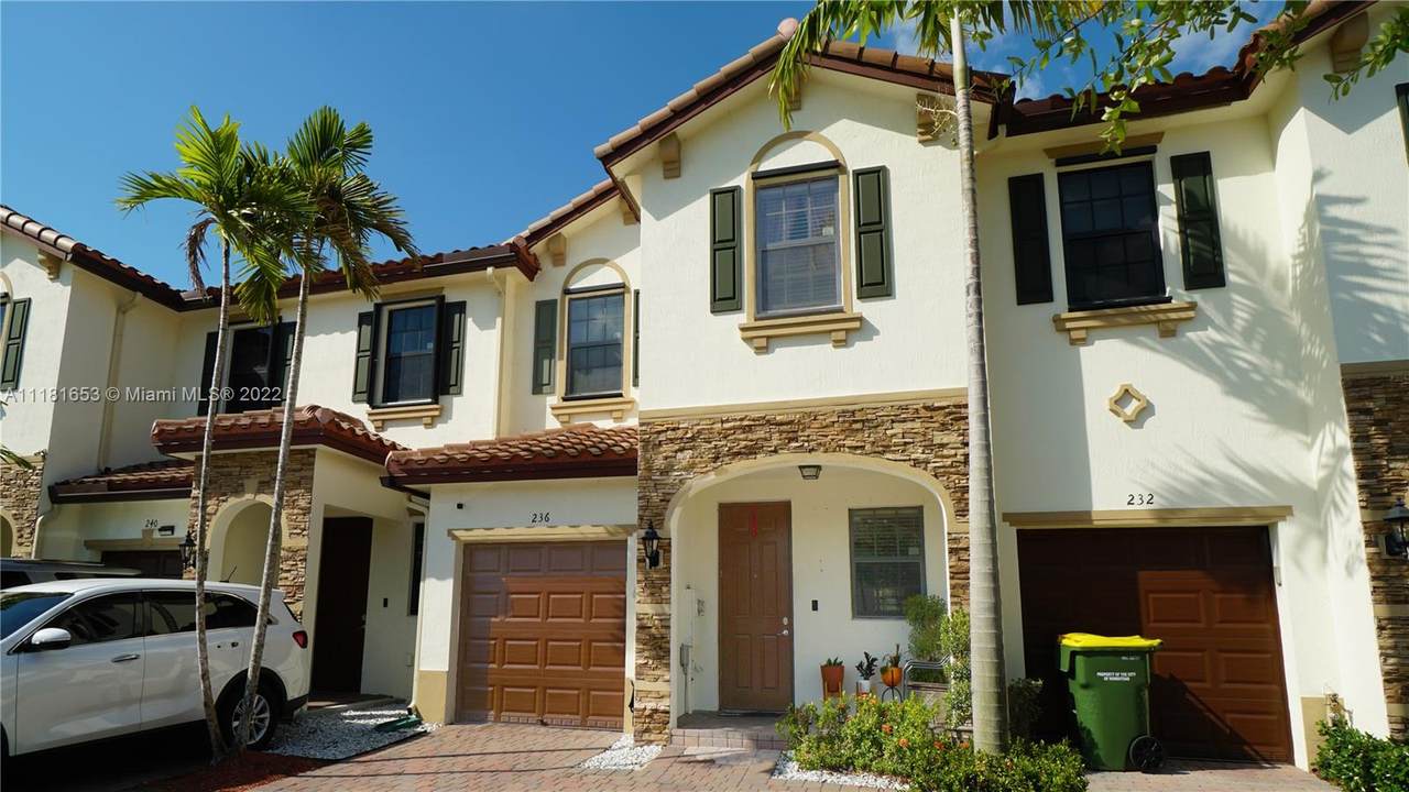 236 33 TERRACE - Photo 1
