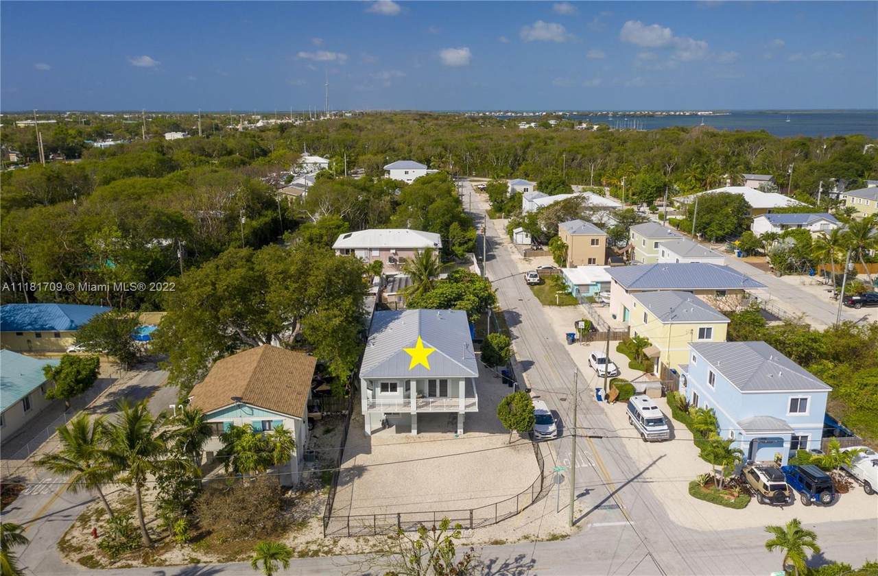 30 Coconut Dr - Photo 1